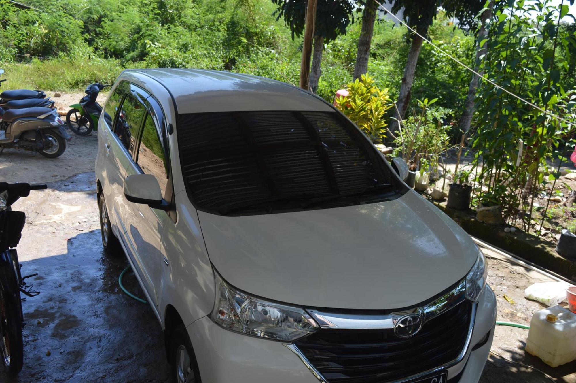 Labuan Bajo Mahoni Guesthouse Luaran gambar